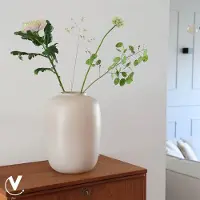 Vase the World Vaas Artic | Medium | Matte Ivory - Mat Beige | Mondgeblazen glas | Ø25 x H35 cm