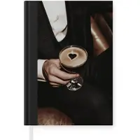 MuchoWow Notitieboek - Schrijfboek - Hartje - Cocktail - Espresso Martini - Hand - Notitieboekje klein - A5 formaat - Schrijfblok