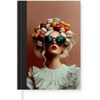 MuchoWow Notitieboek - Schrijfboek - Vrouw - Macarons - Bril - Notitieboekje klein - A5 formaat - Schrijfblok