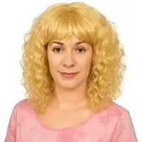 Partyproduct Blonde Verkleedpruik Krullen met Pony - Partypruik Volwassenen - Carnaval, Themafeest, Verkleedfeest, 80's Stijl - One Size