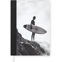 MuchoWow Notitieboek - Schrijfboek - Surfer - Rots - Oceaan - Golven - Notitieboekje klein - A5 formaat - Schrijfblok