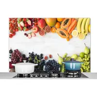 KitchenYeah Spatscherm keuken 120x80 cm - Kookplaat achterwand Fruit - Regenboog - Aardbei - Druiven - Papaya - Muurbeschermer - Spatwand fornuis - Hoogwaardig aluminium