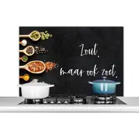 KitchenYeah Spatscherm keuken 100x65 cm - Kookplaat achterwand Spreuken - Koken - Zout, maar ook zoet - Quotes - Specerijen - Muurbeschermer - Spatwand fornuis - Hoogwaardig aluminium