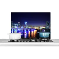 KitchenYeah Spatscherm keuken - Steden - Miami - Skyline - Nacht - Blauw - Spatwand fornuis - Achterwand keuken - 90x60 cm - Aluminium