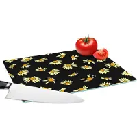 KitchenYeah Glazen Snijplank - 28x20 - Madelief - Zwart - Patroon - Snijplanken Glas