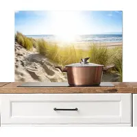KitchenYeah Spatscherm keuken 80x55 cm - Kookplaat achterwand Strand - Duin - Zon - Zee - Zomer - Muurbeschermer - Spatwand fornuis - Hoogwaardig aluminium