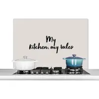 KitchenYeah Spatscherm keuken 100x65 cm - Kookplaat achterwand My kitchen, my rules - Culinair - Quotes - Spreuken - Chef - Muurbeschermer - Spatwand fornuis - Hoogwaardig aluminium