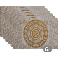 KitchenYeah Placemat - Placemats kunststof - Mandala - Bloemen - Goud - Wit - Design - 45x30 cm - 6 stuks - Hittebestendig - Anti-Slip - Onderlegger - Afneembaar