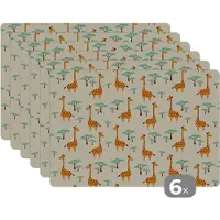 KitchenYeah Placemat - Placemats kunststof - Giraffe - Dieren - Patronen - 45x30 cm - 6 stuks - Hittebestendig - Anti-Slip - Onderlegger - Afneembaar