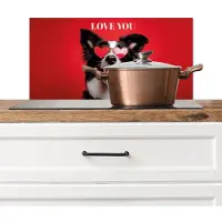KitchenYeah Spatscherm keuken 70x30 cm - Kookplaat achterwand Hond - Hartjesbril - Loveyou - Rood - Muurbeschermer - Spatwand fornuis - Hoogwaardig aluminium