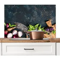 KitchenYeah Spatscherm keuken 100x65 cm - Kookplaat achterwand Groente - Kruiden - Wiegemes - Ui - Specerijen - Rustiek - Muurbeschermer - Spatwand fornuis - Hoogwaardig aluminium