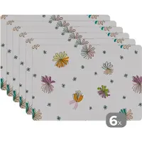 KitchenYeah Placemat - Placemats kunststof - Bloemen - Regenboog - Flora - Pastel - Patronen - 45x30 cm - 6 stuks - Hittebestendig - Anti-Slip - Onderlegger - Afneembaar