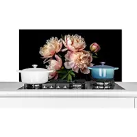 KitchenYeah Spatscherm keuken 100x50 cm - Kookplaat achterwand Pioenrozen - Bloemen - Natuur - Roze - Wit - Muurbeschermer - Spatwand fornuis - Hoogwaardig aluminium