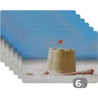 KitchenYeah Placemat - Placemats kunststof - Zandkasteel - Strand - Schelpen - Zomer - 45x30 cm - 6 stuks - Hittebestendig - Anti-Slip - Onderlegger - Afneembaar