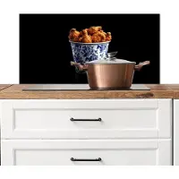 KitchenYeah Spatscherm keuken 90x45 cm - Kookplaat achterwand Kip - Bucket - Delfts blauw - Lekker - Muurbeschermer - Spatwand fornuis - Hoogwaardig aluminium