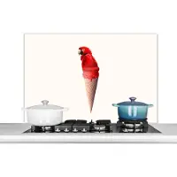 KitchenYeah Spatscherm keuken 100x65 cm - Kookplaat achterwand IJs - Papegaai - Rood - IJshoorntjes - Wit - Muurbeschermer - Spatwand fornuis - Hoogwaardig aluminium