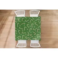 KitchenYeah Kerst Tafelkleed - Kerstmis Decoratie - Tafellaken - Kerstmis - Patronen - Zuurstok - Sterren - 120x120 cm - Kerstmis Versiering - Tafeldecoratie Kerstmis - Kerstdecoratie tafel - Tafelversiering