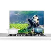 KitchenYeah - Spatscherm - Keuken - Muurbeschermer - Panda - Wilde dieren - Bamboe - Natuur - Achterwand keuken - Keuken decoratie - 90x60 cm - Spatwand