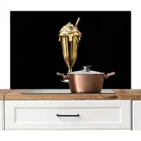 KitchenYeah Spatscherm keuken 100x65 cm - Kookplaat achterwand Milkshake - Goud - Drinken - Zwart - Muurbeschermer - Spatwand fornuis - Hoogwaardig aluminium