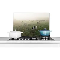 KitchenYeah Spatscherm keuken 60x40 cm - Kookplaat achterwand Koeien - Mist - Friesland - Muurbeschermer - Spatwand fornuis - Hoogwaardig aluminium