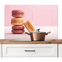 KitchenYeah Spatscherm keuken 100x65 cm - Kookplaat achterwand Macarons - Kleurrijk - Parijs - Pastel - Muurbeschermer hittebestendig - Spatwand fornuis - Hoogwaardig aluminium