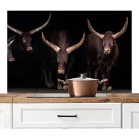 KitchenYeah Spatscherm keuken 120x80 cm - Kookplaat achterwand Stieren - Dieren - Bruin - Donker - Muurbeschermer - Spatwand fornuis - Hoogwaardig aluminium