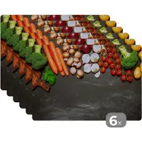 KitchenYeah Placemat - Placemats kunststof - Wortel - Groente - Kruiden - Specerijen - Rustiek - 45x30 cm - 6 stuks - Hittebestendig - Anti-Slip - Onderlegger - Afneembaar