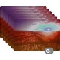 KitchenYeah Placemat - Placemats kunststof - Grasveld - Zon - Avond - Landschap - 45x30 cm - 6 stuks - Hittebestendig - Anti-Slip - Onderlegger - Afneembaar