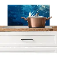 KitchenYeah Spatscherm keuken 70x30 cm - Kookplaat achterwand Zeilboot - Water - Abstract - Schaduw - Muurbeschermer - Spatwand fornuis - Hoogwaardig aluminium