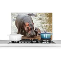 KitchenYeah Spatscherm keuken 80x55 cm - Kookplaat achterwand Dieren - Nijlpaarden - Baby - Muurbeschermer - Spatwand fornuis - Hoogwaardig aluminium