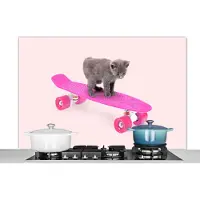 KitchenYeah Spatscherm keuken 120x80 cm - Kookplaat achterwand Poes - Kitten - Dieren - Skateboard - Roze - Muurbeschermer - Spatwand fornuis - Hoogwaardig aluminium