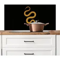 KitchenYeah Spatscherm keuken 100x50 cm - Kookplaat achterwand Slang - Minimalistisch - Goud - Muurbeschermer - Spatwand fornuis - Hoogwaardig aluminium