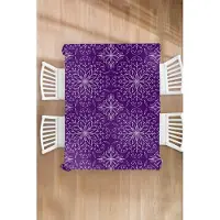 KitchenYeah Kerst Tafelkleed - Kerstmis Decoratie - Tafellaken - Patronen - Kerst - Sneeuw - 150x200 cm - Kerstmis Versiering - Tafeldecoratie Kerstmis - Kerstdecoratie tafel - Tafelversiering