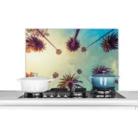 KitchenYeah Spatscherm keuken 90x60 cm - Kookplaat achterwand Palmboom - Lucht - Bomen - Zomer - Tropisch - Muurbeschermer - Spatwand fornuis - Hoogwaardig aluminium