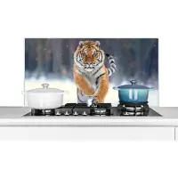 KitchenYeah Spatscherm keuken 100x50 cm - Kookplaat achterwand Tijger - Landschap - Sneeuw - Winter - Dieren - Muurbeschermer - Spatwand fornuis - Hoogwaardig aluminium