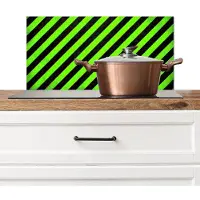 KitchenYeah Spatscherm keuken 70x30 cm - Kookplaat achterwand Strepen - Schuin - Groen - Muurbeschermer - Spatwand fornuis - Hoogwaardig aluminium
