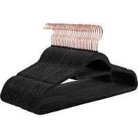 Songmics Fluwelen kleerhanger met draaibare haak in roségoud, Zwart / 30