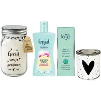Fenjal Cadeauset Parfum & Douche Pensioen - Eau De Toilette Classic Pump Spray - Shower Crème Intensive Care - Paper Dreams Kaars Black & White Pensioen