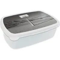 MuchoWow Broodtrommel Wit - Lunchbox Basketbalpaal - Landschap - Zand - Wit - Brooddoos 18x12x6 cm - Brood lunch box - Broodtrommels voor kinderen en volwassenen