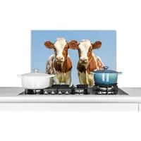 KitchenYeah Spatscherm keuken 60x40 cm - Kookplaat achterwand Koeien - Lucht - Dieren - Boerderij - Portret - Muurbeschermer - Spatwand fornuis - Hoogwaardig aluminium