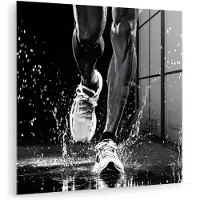 MuchoWow Glasschilderij 50x50 cm - Schilderij acrylglas - Hardloopschoenen - Rennen - Druppels - Zwart - Foto op glas - Muurdecoratie woonkamer - Wanddecoratie slaapkamer - Schilderijen