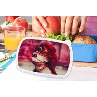 MuchoWow Broodtrommel Blauw - Lunchbox - Brooddoos - Kasteel - Rood - Vrouw - Portret - 18x12x6 cm - Kinderen - Jongen