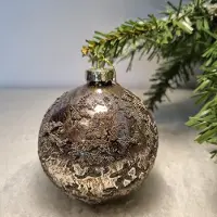 Countryfield Kerstbal Marissa S antiek/messing Ø8cm