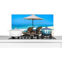 KitchenYeah Spatscherm keuken 90x45 cm - Kookplaat achterwand Strandstoel - Parasol - Zomer - Zee - Muurbeschermer - Spatwand fornuis - Hoogwaardig aluminium
