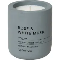 Blomus Geurkaars Fraga Rose & White Musk Grey Flintstone 24 uur 6,5 cm