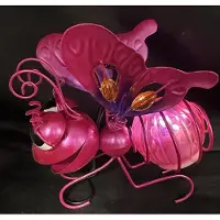 Impuls Metaal hangende solarlamp "roze vlinder" - meerkleurig - met 1 LED - Hangend en Staand model - hoogte 12 x 16 x 11 cm - Tuindecoratie - Tuinverlichting