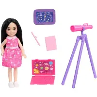 Mattel Speelgoed, Chelsea Pop & Astronoom Set, Kleine Brunette Pop met 5 Wetenschap Accessoires