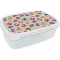 MuchoWow Broodtrommel Wit - Lunchbox Retro - Disco - Cassettebandjes - Muziek - Multi - Brooddoos 18x12x6 cm - Brood lunch box - Broodtrommels voor kinderen en volwassenen