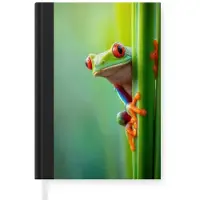 MuchoWow Notitieboek - Schrijfboek - Groene kikker - Nieuwsgierig - Gras - Notitieboekje klein - A5 formaat - Schrijfblok