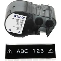 Brady M5C-1500-595-BK-WT tape vinyl wit op zwart | 38,1 mm x 7,62 m (origineel)